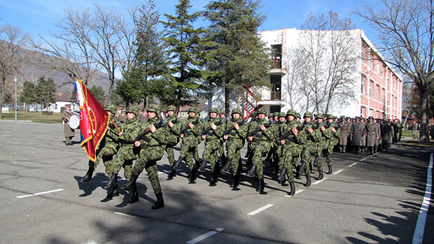 Успомене на хероје Врања